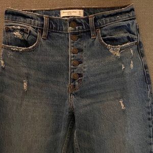 Abercrombie & Fitch Mom High Rise Jeans